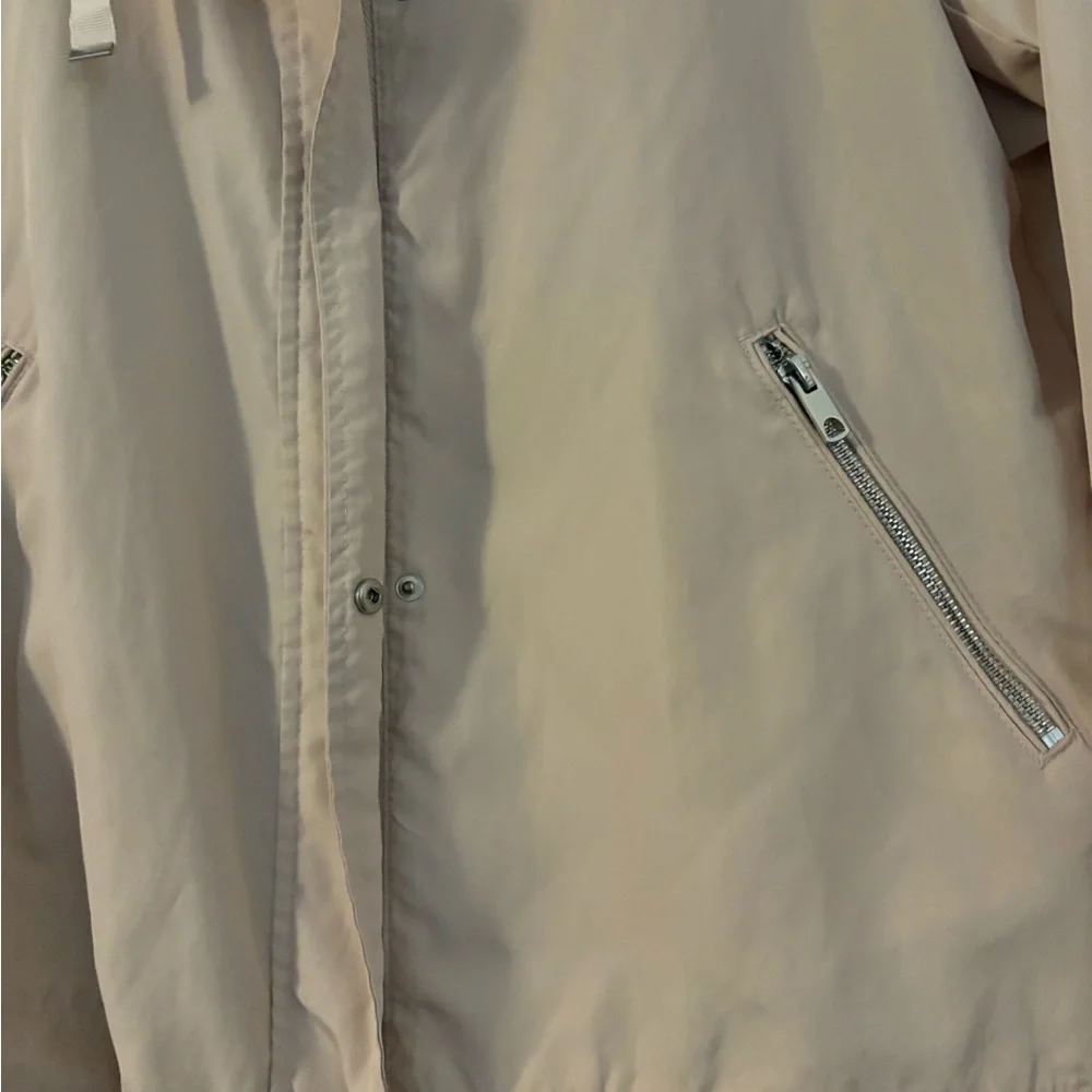 Zara Cream Utility Jacket with Relaxed Fit and Collared Neckline - Picture 5 of 9